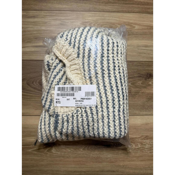 NWT! MOTHER The Cotton Bell Sleeve Roll Sweater in Did You Make That Size XS - Picture 2 of 4